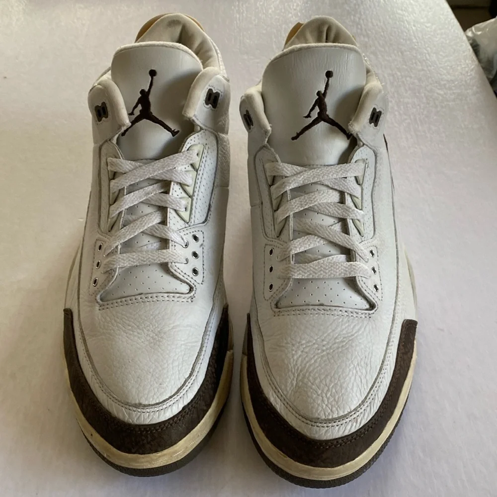 NIKE Air Jordan 3 Retro OG White / Dark Mocha #136064-121 Vintage 2001 Shoes 12